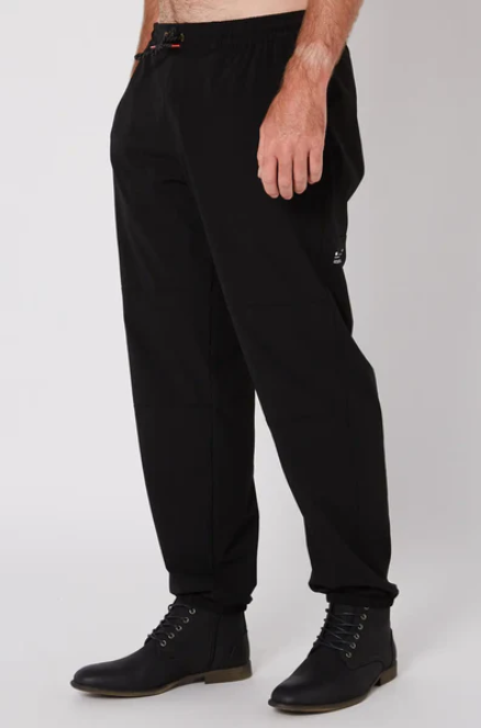 Follow All Day Pants| Black