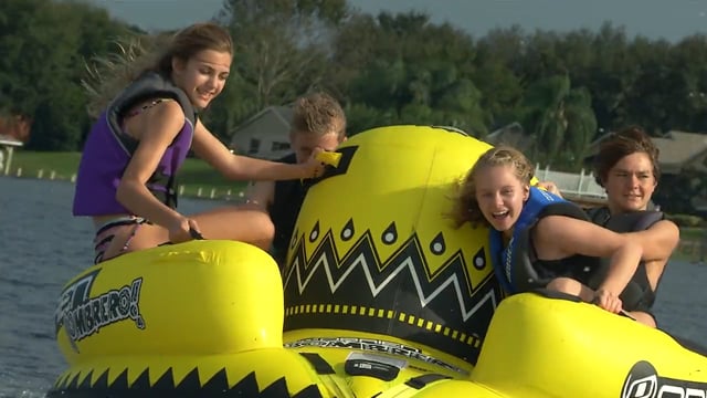 O'Brien Sombrero Towable Tube | 4 Person Towable Tube
